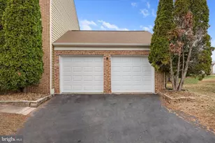 10140 Forest Hill Cir, Manassas, VA 20110 - Photo 3