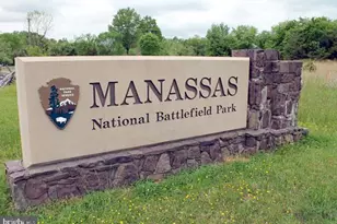 9182 Landgreen St, Manassas, VA 20110 - Photo 15