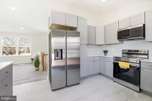 10395 Janja Ct, Manassas, VA 20110 - Photo 11