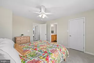 10260 Whitworth Ln, Manassas, VA 20110 - Photo 15