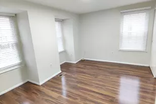 8317 Georgian Ct, Manassas, VA 20110 - Photo 9