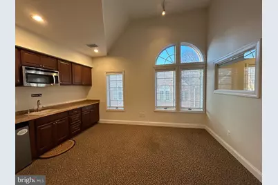 8405 Dorsey Circle #202, Manassas, VA 20110 - Photo 5