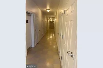 10275 Fountain Circle #201, Manassas, VA 20110 - Photo 7