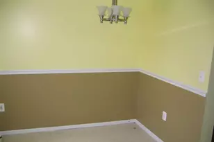 8444 Georgian Ct, Manassas, VA 20110 - Photo 9