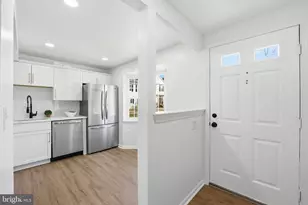 8359 Georgian Ct, Manassas, VA 20110 - Photo 3