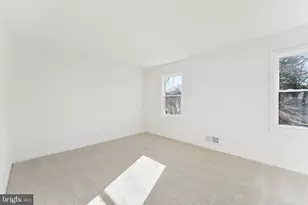 9703 Bragg Ln, Manassas, VA 20110 - Photo 13