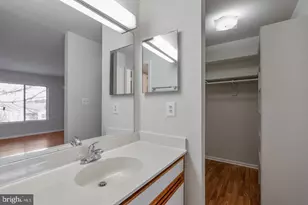 8383 Buttress Ln, Manassas, VA 20110 - Photo 17