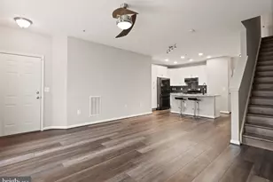 9541 Center St, Manassas, VA 20110 - Photo 11