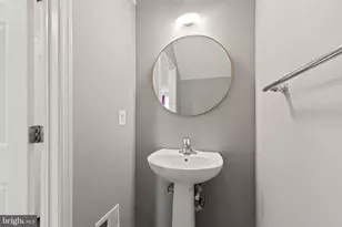 9541 Center St, Manassas, VA 20110 - Photo 17