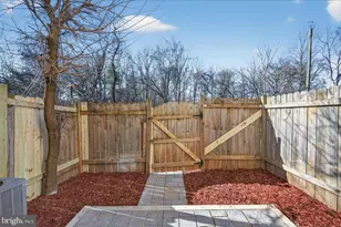 8357 Georgian Ct, Manassas, VA 20110 - Photo 35