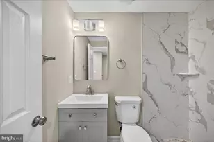 8357 Georgian Ct, Manassas, VA 20110 - Photo 23