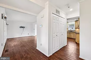 9255 Garnet Ct, Manassas, VA 20110 - Photo 3