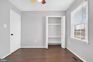 8975 Milroy Ct, Manassas, VA 20110 - Photo 13