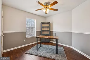 10274 Racquet Cir, Manassas, VA 20110 - Photo 31