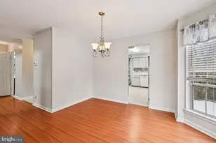 10274 Racquet Cir, Manassas, VA 20110 - Photo 11