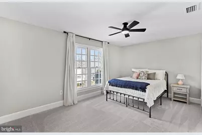 9440 Flowerden Lane, Manassas, VA 20110 - Photo 43