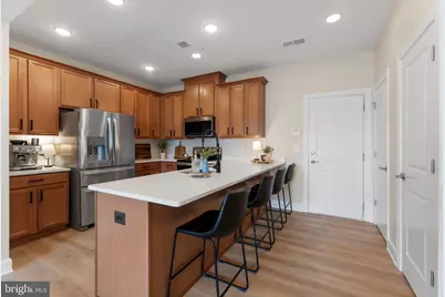 10439 Ratcliffe Trail, Manassas, VA 20110 - Photo 5