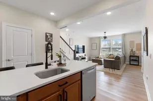 10439 Ratcliffe Trl, Manassas, VA 20110 - Photo 11