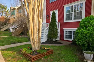 10207 Calypso Dr, Manassas, VA 20110 - Photo 3