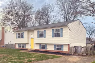 9212 Landgreen St, Manassas, VA 20110 - Photo 3