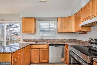 8385 Woodline Court, Manassas, VA 20110 - Photo 7