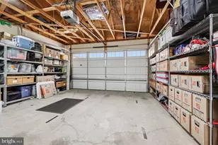 8956 Center St, Manassas, VA 20110 - Photo 35