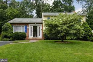 9282 Bayberry Ave, Manassas, VA 20110 - Photo 1