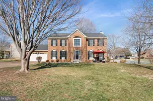 8510 Clearridge Ln, Manassas, VA 20110 - Photo 3