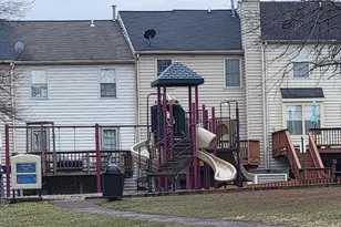 8770 Deblanc Pl, Manassas, VA 20110 - Photo 3