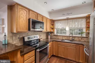 9210 Caspian Way, Manassas, VA 20110 - Photo 13