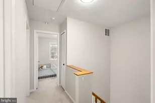 8737 Bretton Woods Dr, Manassas, VA 20110 - Photo 19