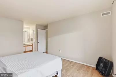 9569 Coggs Bill Drive #301, Manassas, VA 20110 - Photo 13