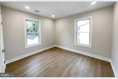 9204 Douglas Street, Manassas, VA 20110 - Photo 23