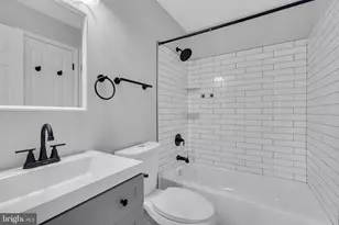 8720 Sugarwood Ln, Manassas, VA 20110 - Photo 13