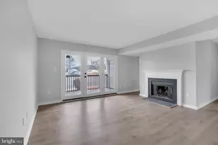 8720 Sugarwood Ln, Manassas, VA 20110 - Photo 9