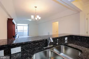 10275 Fountain Cir, Manassas, VA 20110 - Photo 7