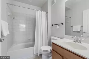 9204 Charleston Dr, Manassas, VA 20110 - Photo 29