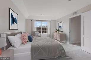 9204 Charleston Dr, Manassas, VA 20110 - Photo 15