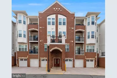 9204 Charleston Drive #206, Manassas, VA 20110 - Photo 1