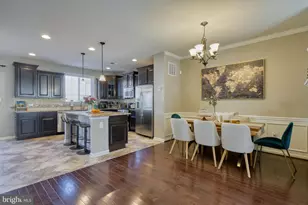 10228 Fountain Cir, Manassas, VA 20110 - Photo 5