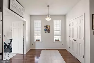 10226 Fountain Cir, Manassas, VA 20110 - Photo 17