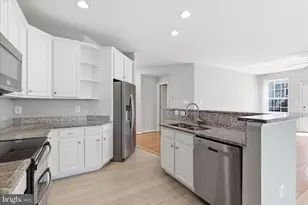 8362 Gaither St, Manassas, VA 20110 - Photo 17