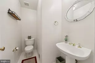 9193 Merrybell Ct, Manassas, VA 20110 - Photo 13