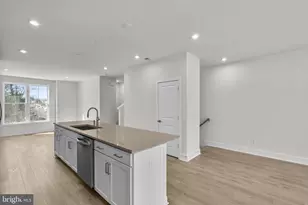 9751 Grant Ave, Manassas, VA 20110 - Photo 9