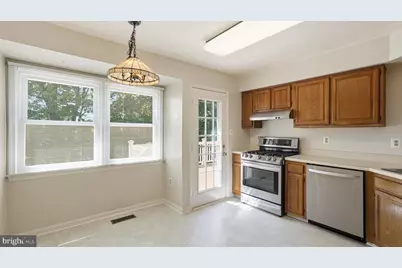 10319 Lee Manor Drive, Manassas, VA 20110 - Photo 13