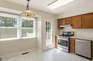 10319 Lee Manor Dr, Manassas, VA 20110 - Photo 13