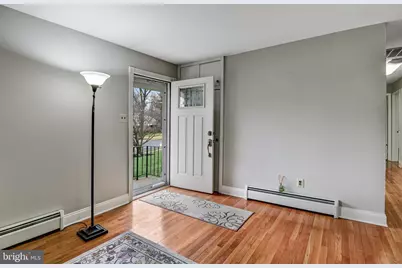 8909 Hill Place, Manassas, VA 20110 - Photo 5