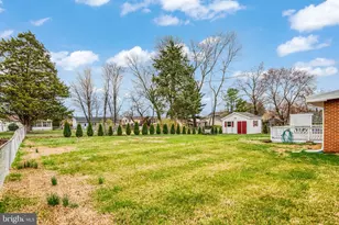 8909 Hill Pl, Manassas, VA 20110 - Photo 35