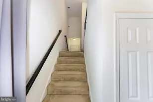 9541 Chancellorsville Ln, Manassas, VA 20110 - Photo 5