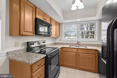 9250 Niki Place #302, Manassas, VA 20110 - Photo 17